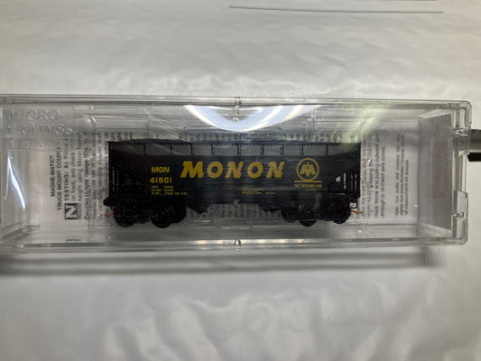 Micro Trains 05500370 N Scale Monon 33'  Twin Bay Hopper w/ Coal Load (Used)