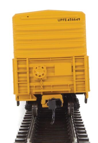 WalthersMainline Part # 910-3944 57' Mechanical Reefer - Ready to Run -- Union Pacific Fruit Express(R) UPFE #456649 (yellow, Shield Logo)