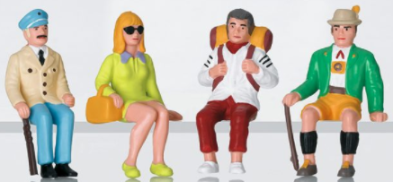 G scale sitting figures