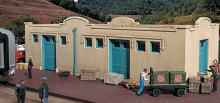 Walthers Cornerstone HO 933-2921 Mission-Style Freight House Kit