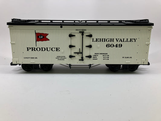 USA Trains R-16032 G Scale Lehigh Valley Refrigerator Car