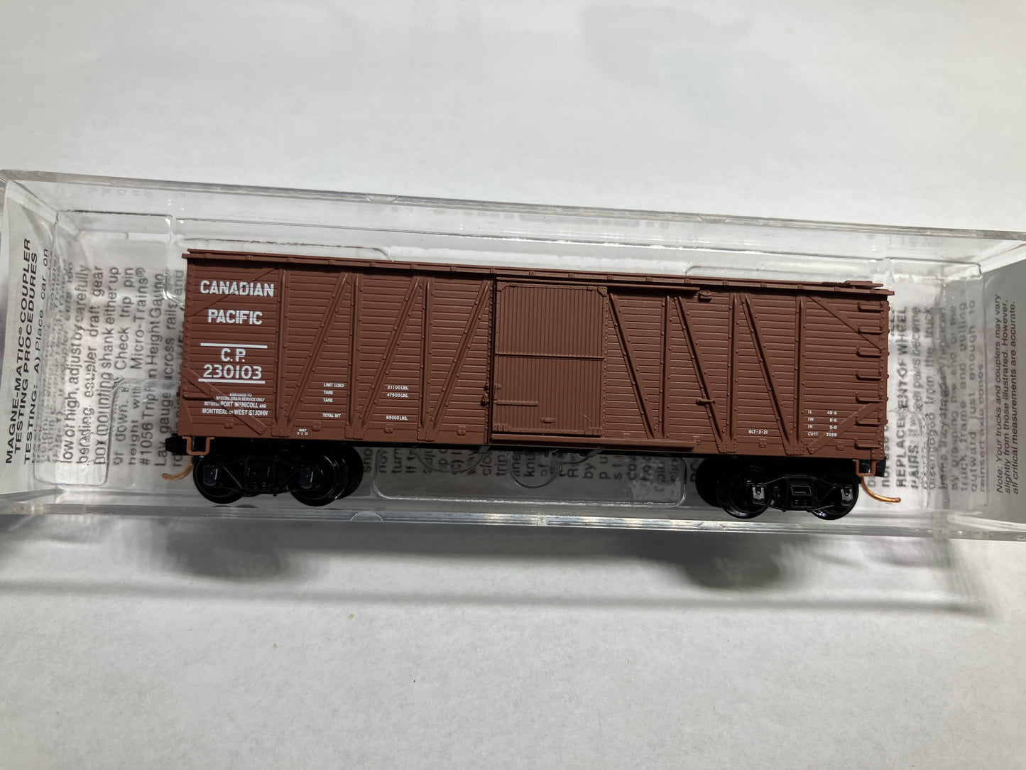 Micro Trains 02800120 Canadian Pacific Box Car