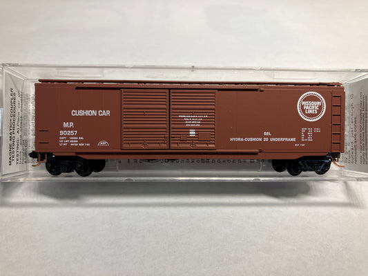 Micro Trains 03400190 Missouri Pacific Box Car