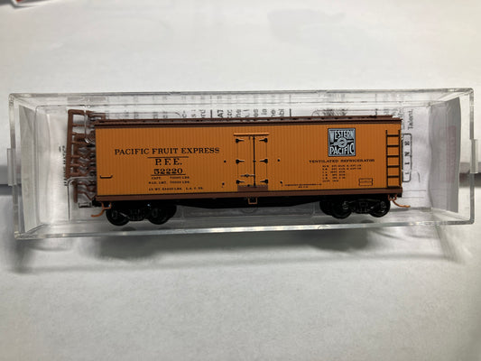 Micro Trains 04700290 Pacific Fruit Express  / WP Reefer