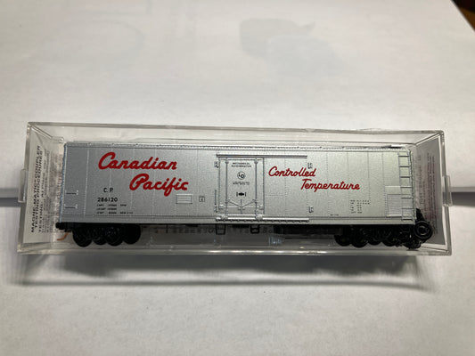 Micro Trains 06900030 Canadian Pacific Reefer