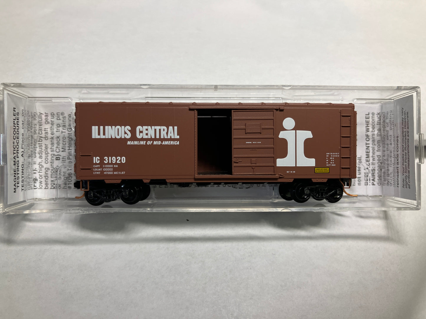 Micro Trains 07300090 Illinois Central Box Car