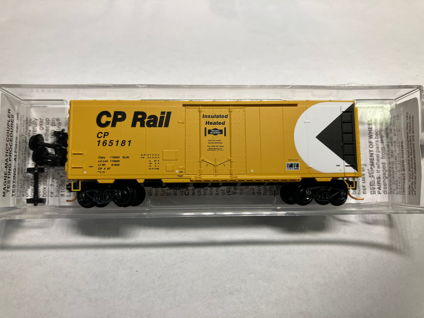 Micro Trains 07400010 Canadian Pacific Box Car