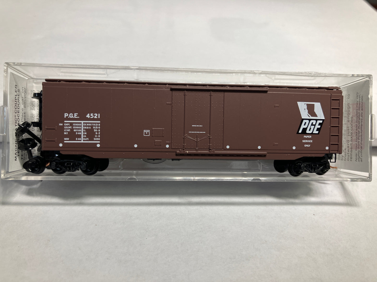 Micro Trains 32260 Pacific Great Eastern Box Car