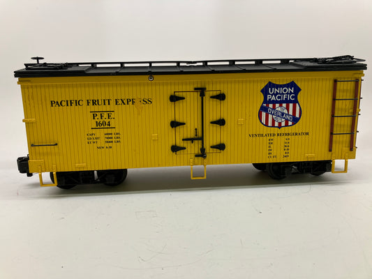 USA Pacific Fruit Express #1604 Union Pacific Ventilated Refer Used