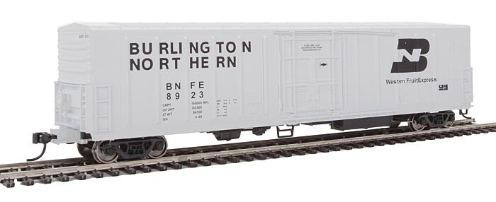 WalthersMainline (HO) Part # 910-3930 57' Mechanical Reefer - Ready to Run -- Burlington Northern BNSF #8923 (white, black, BN Logo)