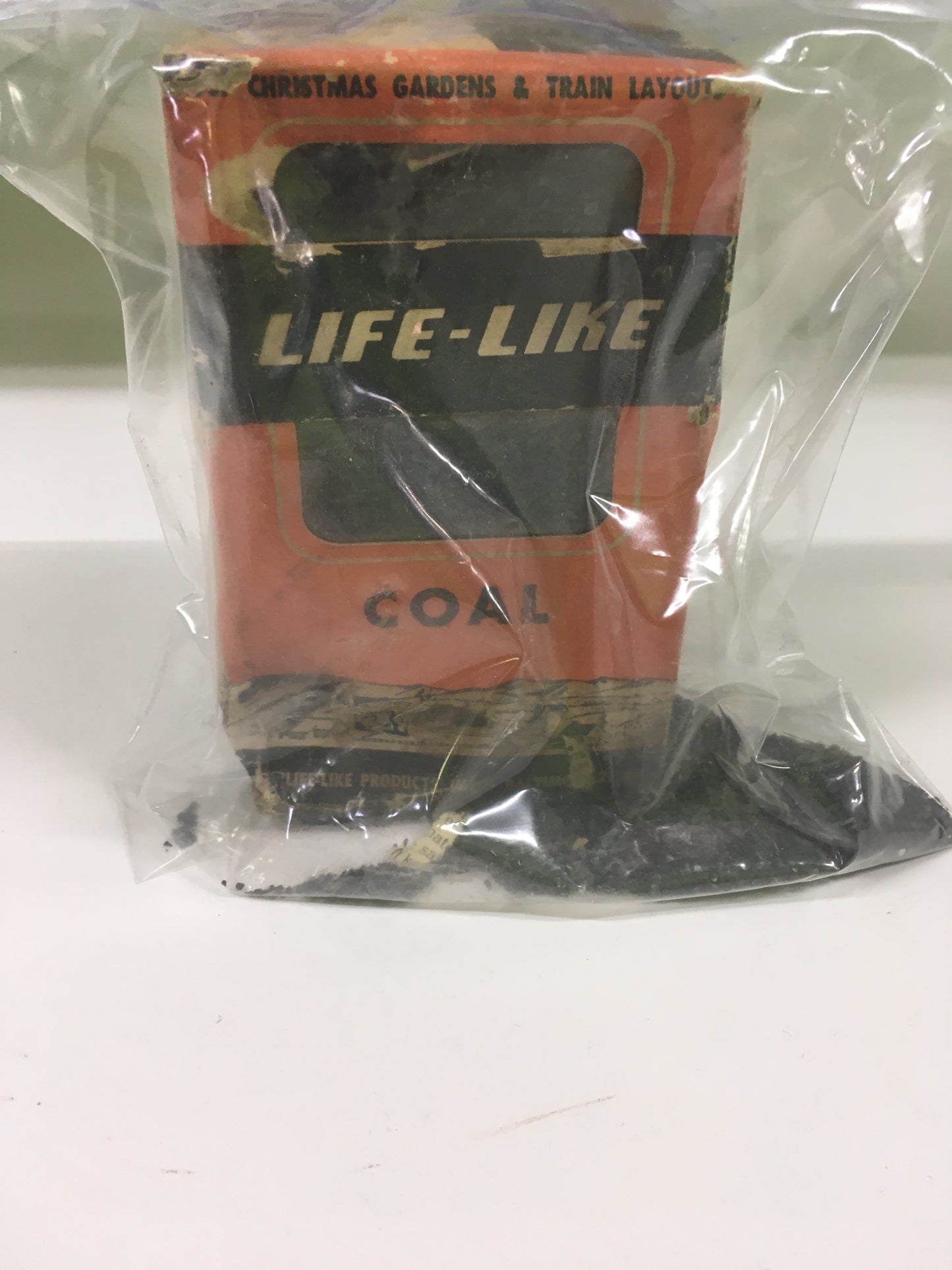 Life-Like Coal 1 LB 5 OZ