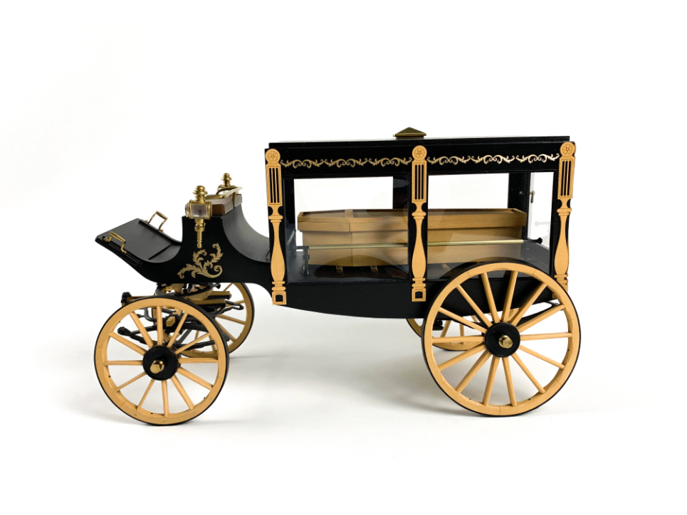 Model Trailways 1895 Horse-Drawn Hearse Wagon Wood & Metal Model Kit 1:12 Scale