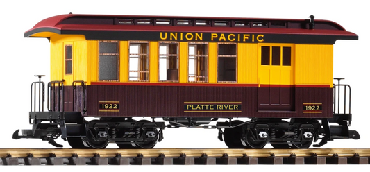 PIKO 38655 Union Pacific Wood Combine #1922 (G-Scale)