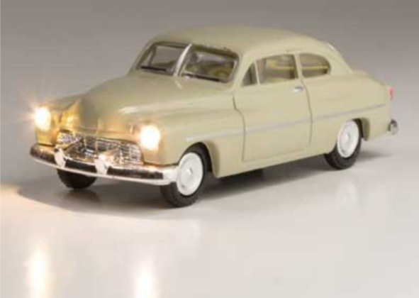 HO car with working lights